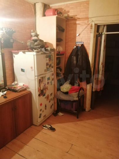 Комната 9 м² в 3-к., 2/5 эт.