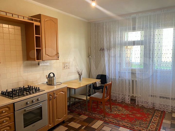 2-к. квартира, 58 м², 3/9 эт.