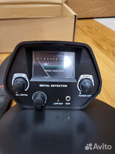 Металлоискатель новый