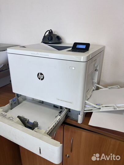 Принтер hp laserjet 552