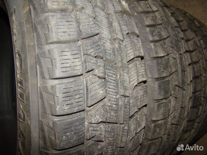 Yokohama Ice Guard Studless IG50 205/70 R15
