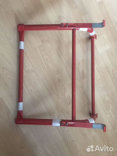 Турник на шведскую стенку