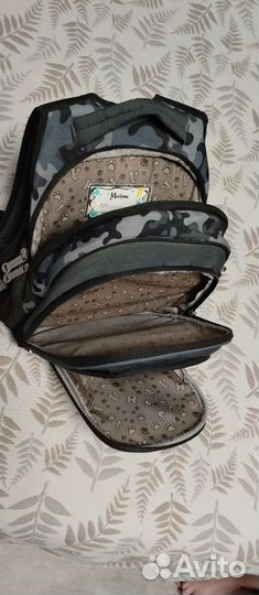 Школьный рюкзак