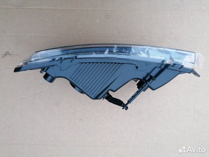 Фара противотуманная Skoda Rapid