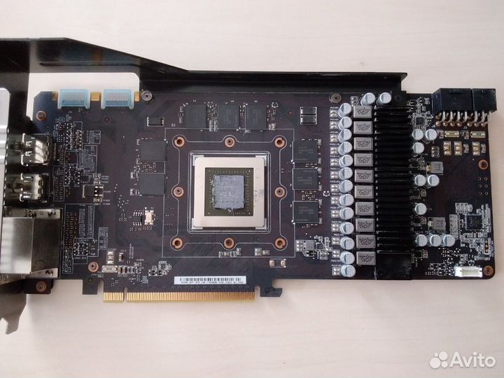 Видеокарта Asus GTX 680 directcuii