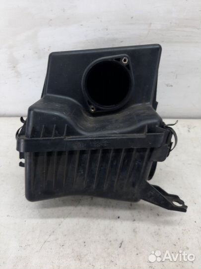 Корпус воздушного фильтра Kia Sorento внедорожник