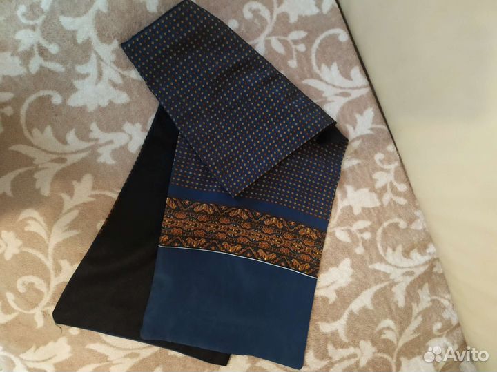 Шапки, шарфы женские и мужские,б/у