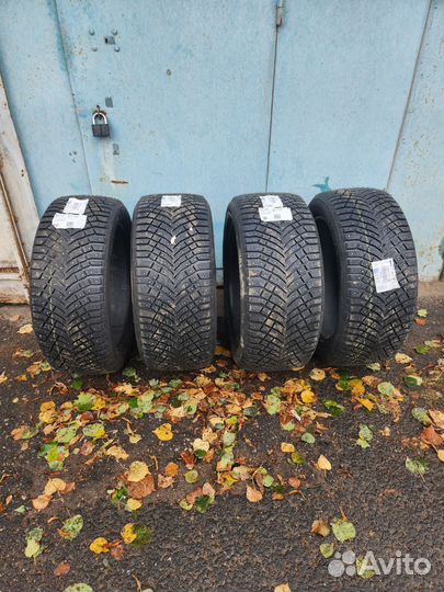 Michelin X-Ice North 4 SUV 275/45 R21 и 315/40 R21