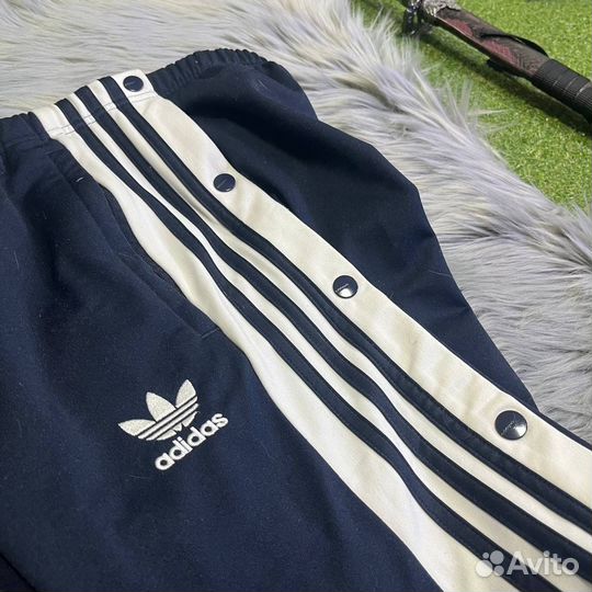 Спортивные штаны adidas originals