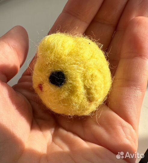 Игрушка ручной работы сухое валяние