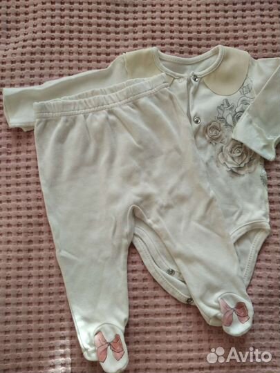 Комплект на выписку для девочки