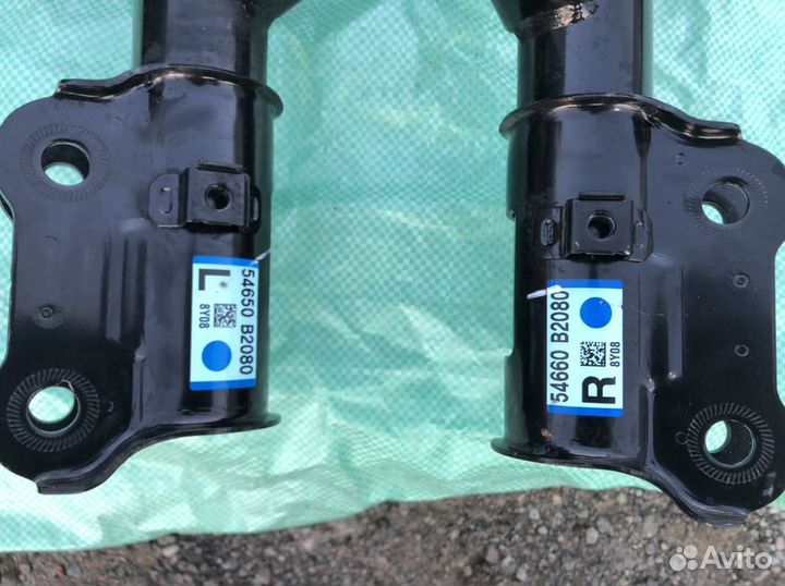 Стойка амортизатора передняя новая Kia Soul 2