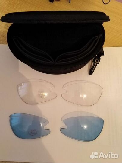 Футляр с линзами