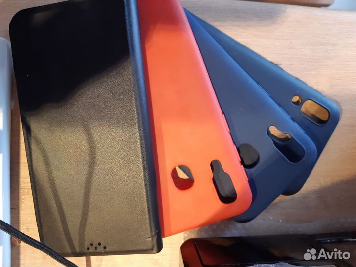 Чехол на samsung a40 новые за все 20 р