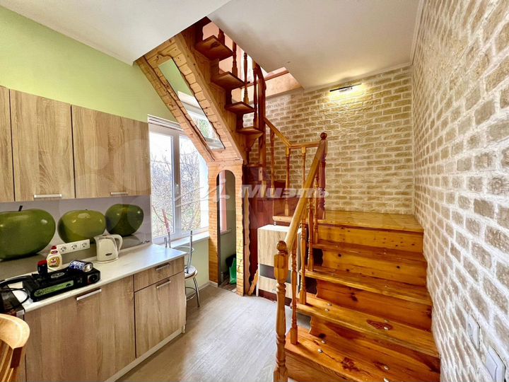 Дом 100 м² на участке 10 сот.