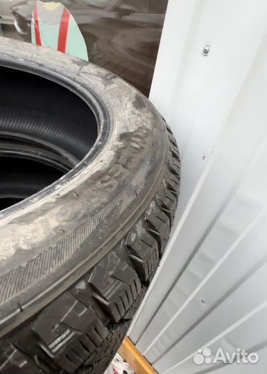 Bridgestone Blizzak DM-V2 225/55 R19 99T