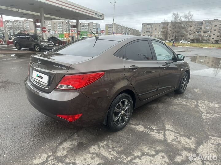 Hyundai Solaris 1.4 AT, 2014, 107 000 км