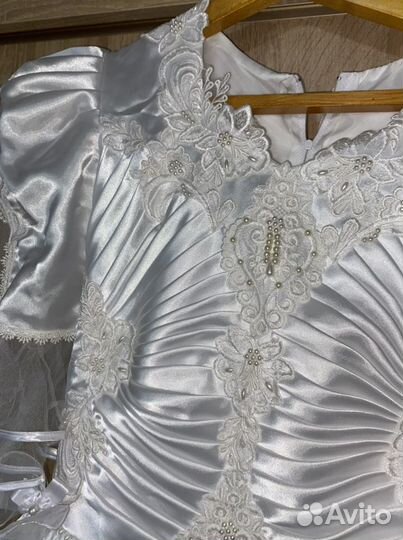 Платье свадебное