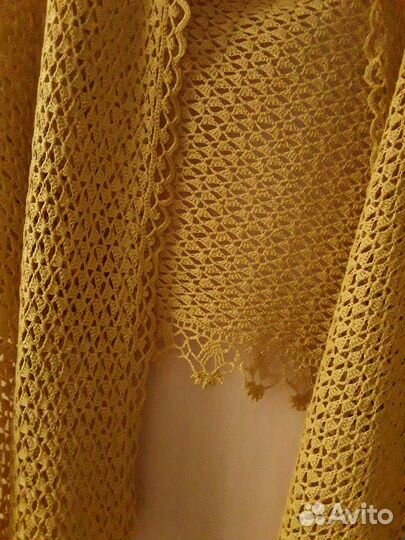 Палантин ажурный вязаный ручная работа