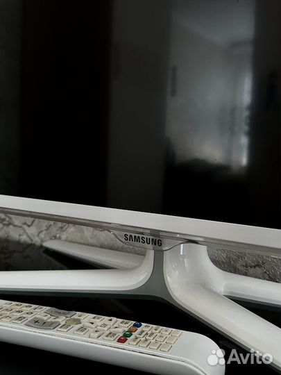 Телевизор SMART tv samsung