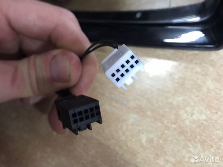 Мерседес 212 Зеркало правое