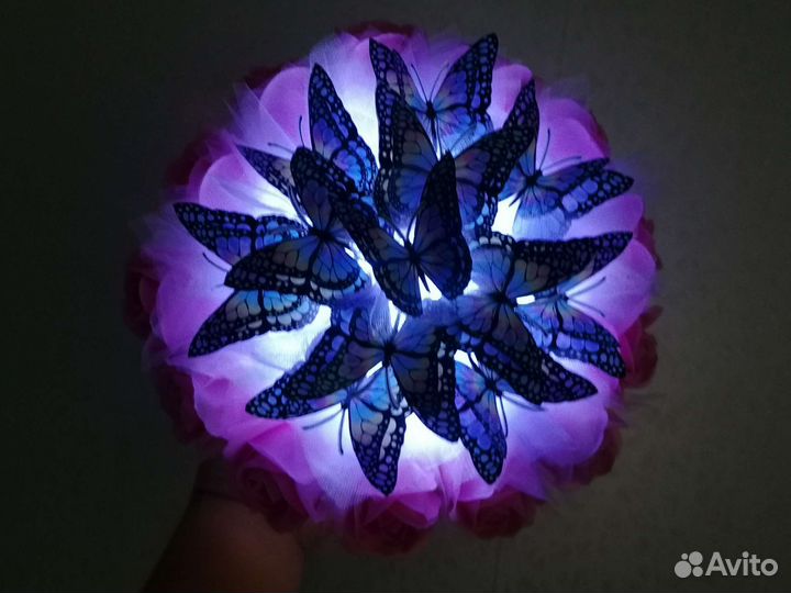Букет из бабочек и мыльных роз, ночник