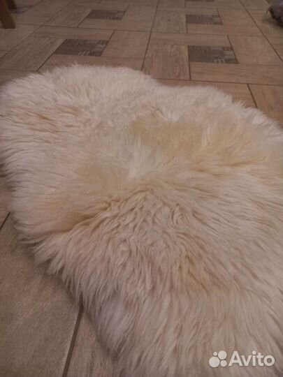 Меховой коврик