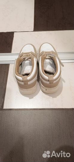 Кроссовки для девочек демисезонные 31р