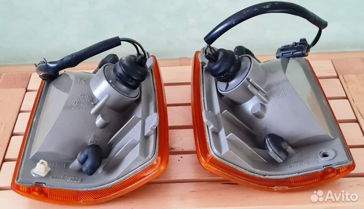 Указатель повторитель поворота L/R isuzu trooper