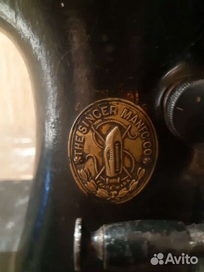 Швейная машина Singer