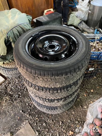 Dunlop SP Winter Ice 01 185/65 R15 88T