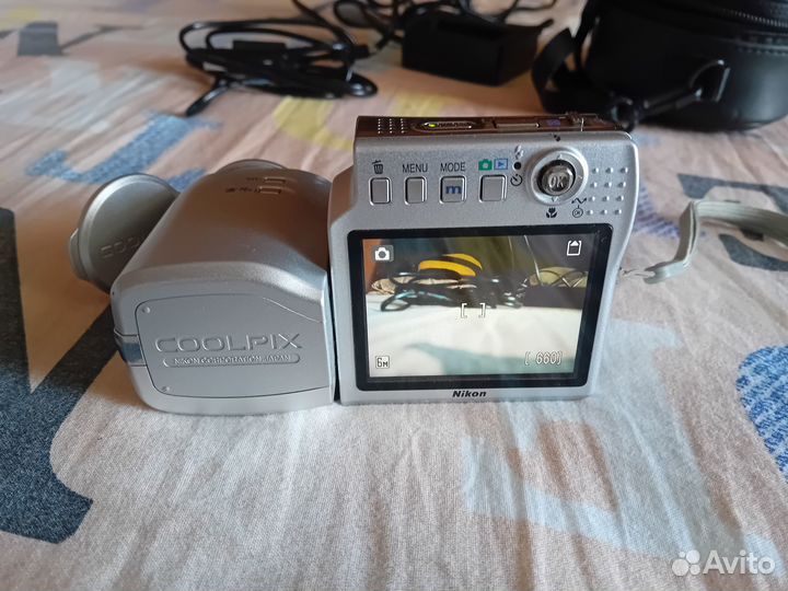 Цифровая фотокамера Nicon CoolPix S10