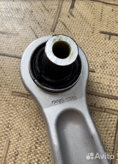 Рычаг задней подвески верхний правыйtrw BMW E39