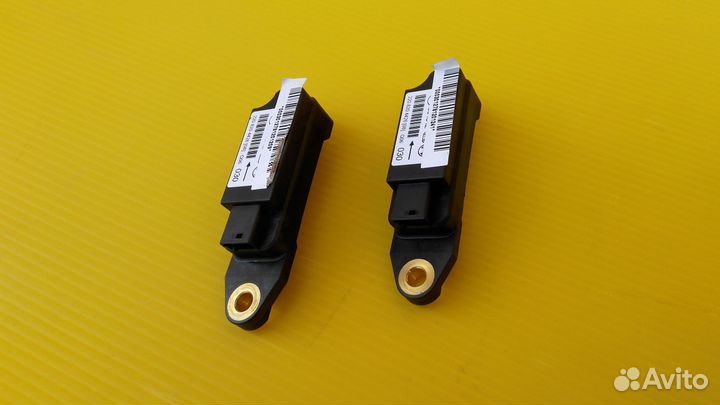 Датчик AIR BAG Мерседес W220 W215 Mercedes