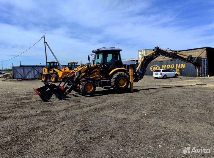 Экскаватор-погрузчик JCB 3CX, 2022