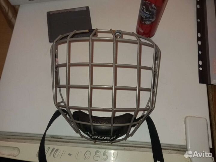 Хоккейная маска для игрока bauer