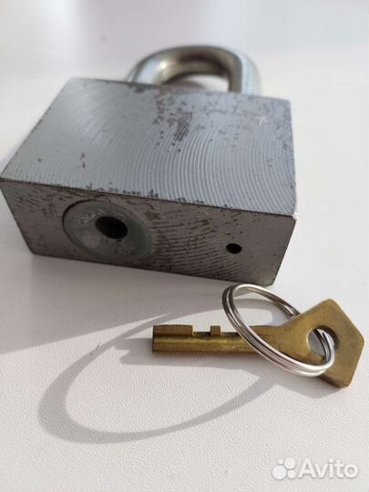Замок навесной