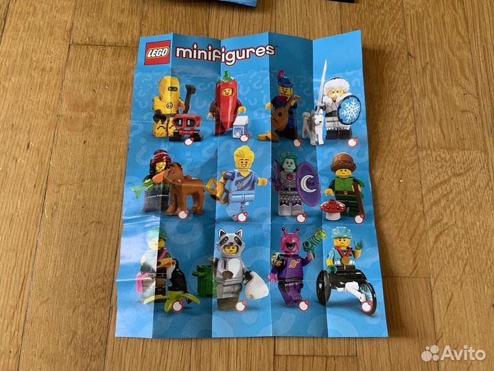 Минифигурка лего lego серия 22 номер 5