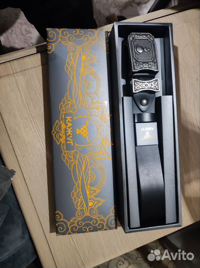 Мужской кожаный ремень