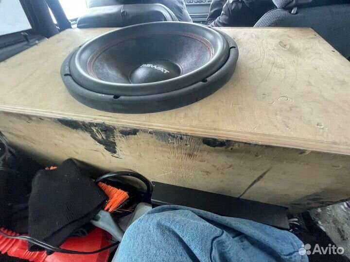 Сабвуфер и усилитель