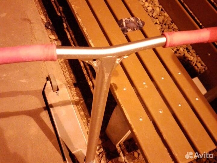 Трюковой самокат зефир