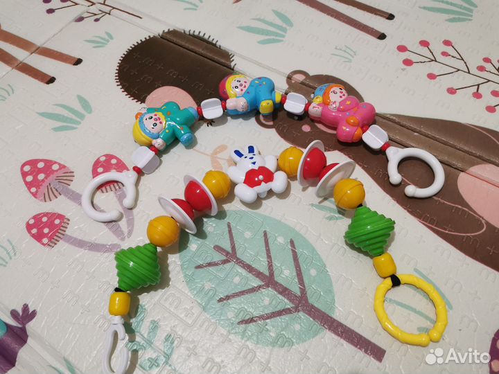 Погремушки и карусель мобиль музыкальная