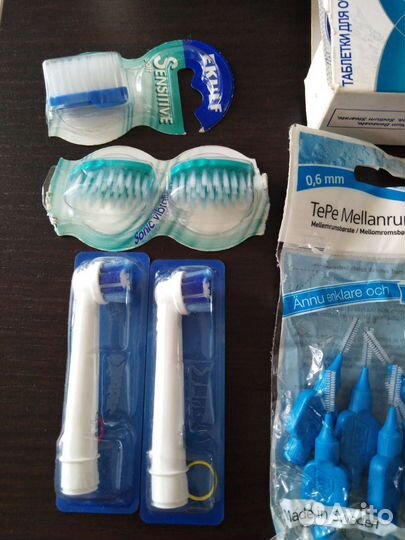 Щетки для чистки зубов, брекетов, протезов