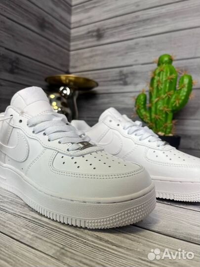 Кроссовки Nike Air Force 1.07