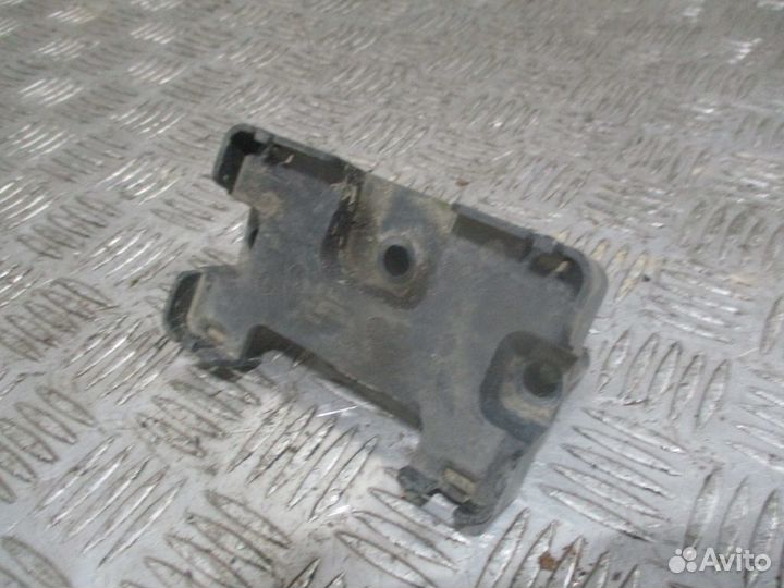 Кронштейн пульта управления уровня пола MAN 812544