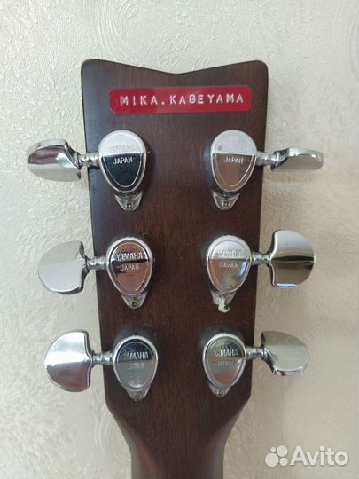 Акустическая гитара Yamaha FG-202B