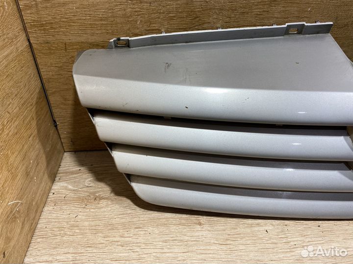 Решетка радиатора Mercedes Benz Vaneo 130411