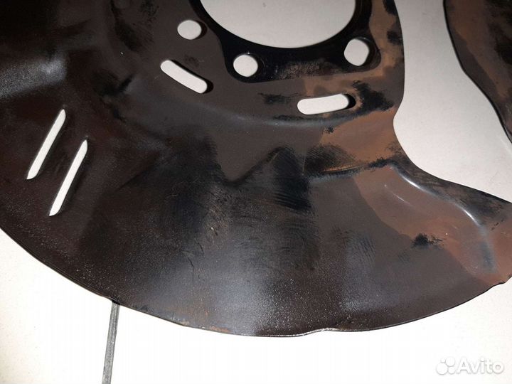 Кожух тормозного диска Субару 2003-2013 г.в