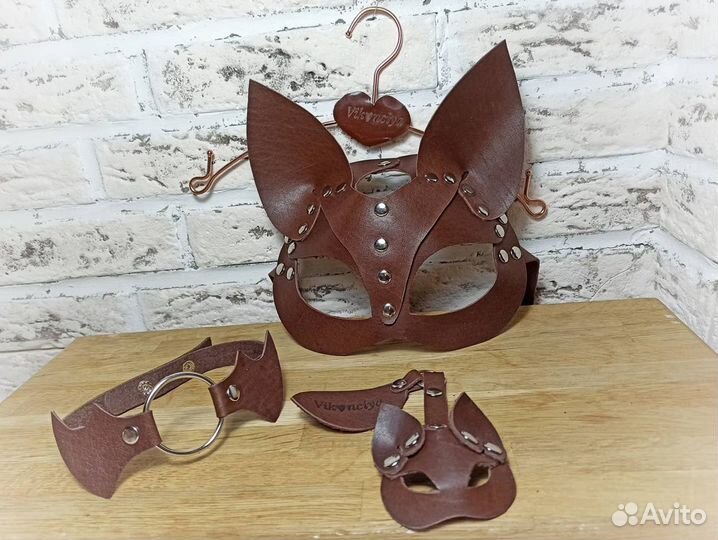 Масочка Лисичка(с чокером и брелком) нат кожа