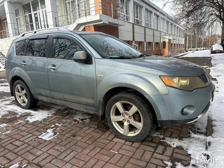 Mitsubishi Outlander 2.4 CVT, 2008, 286 000 км